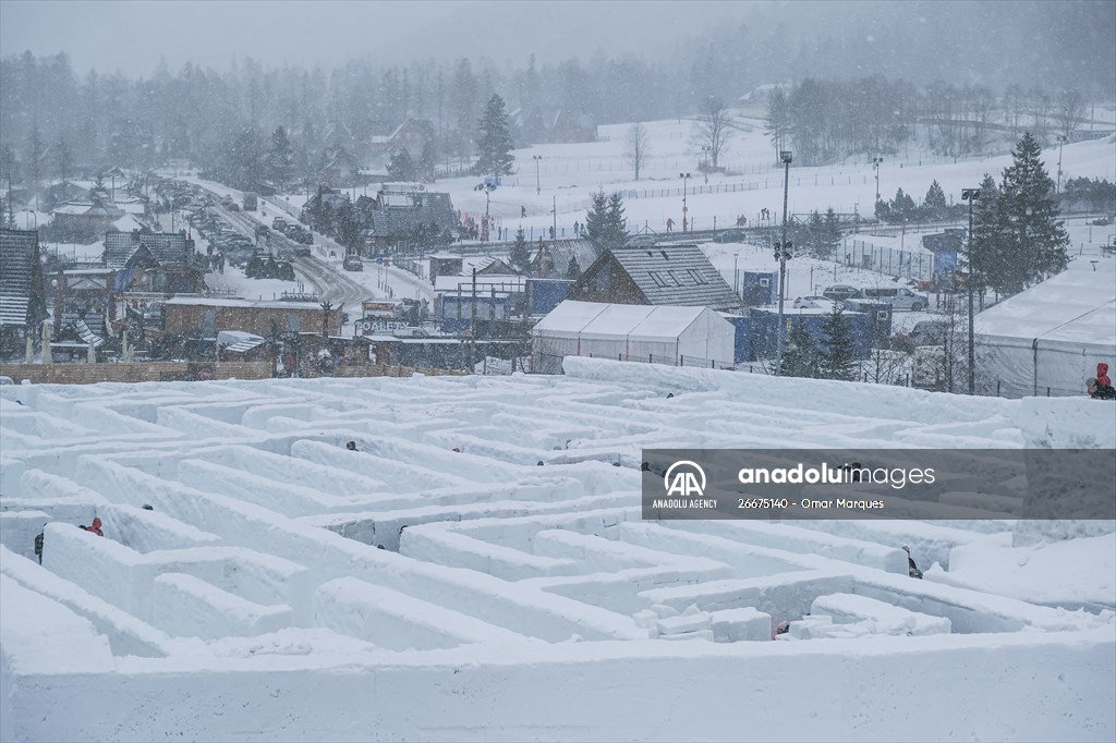Biggest snow maze in the world goes ahead amid Omicron spread in
