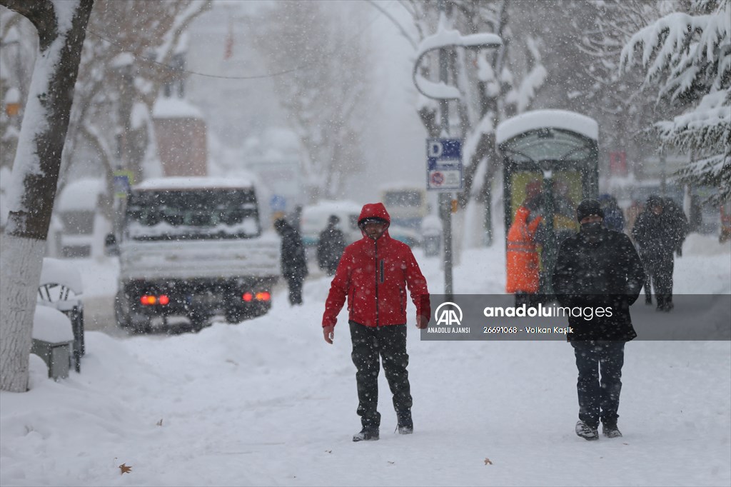 Malatya'da kar yağışı etkili oldu