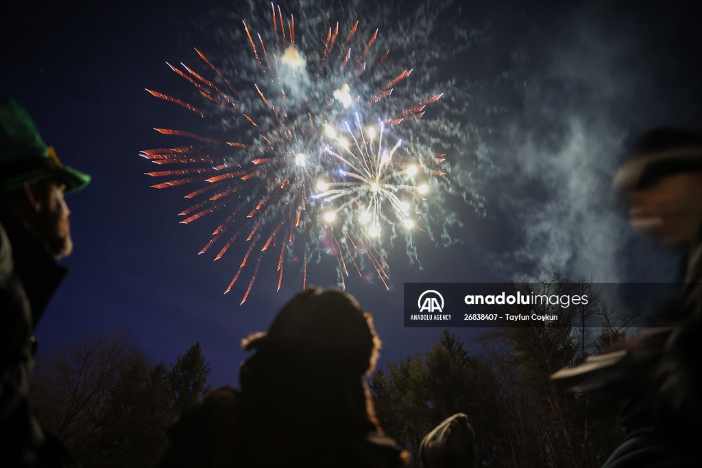 Groundhog Day 2022: Punxsutawney Phil says 6 more weeks winter