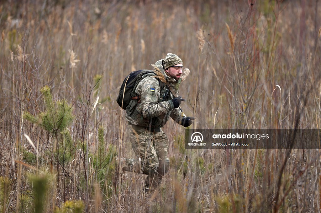 Ukrainian civilians receive military training