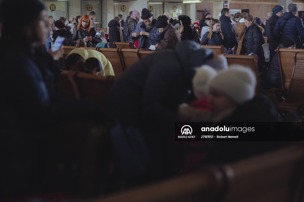 Humanitarian train organised by Slovak Rail Company to bring out civilians fleeing Ukraine