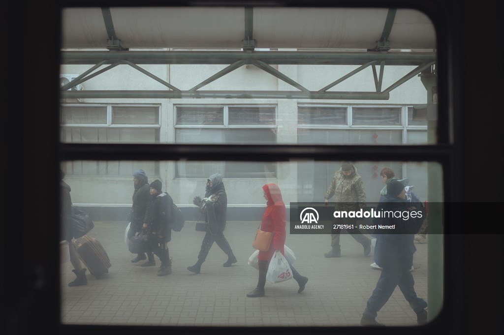 Humanitarian train organised by Slovak Rail Company to bring out civilians fleeing Ukraine