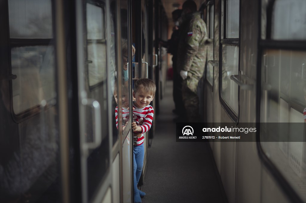Humanitarian train organised by Slovak Rail Company to bring out civilians fleeing Ukraine