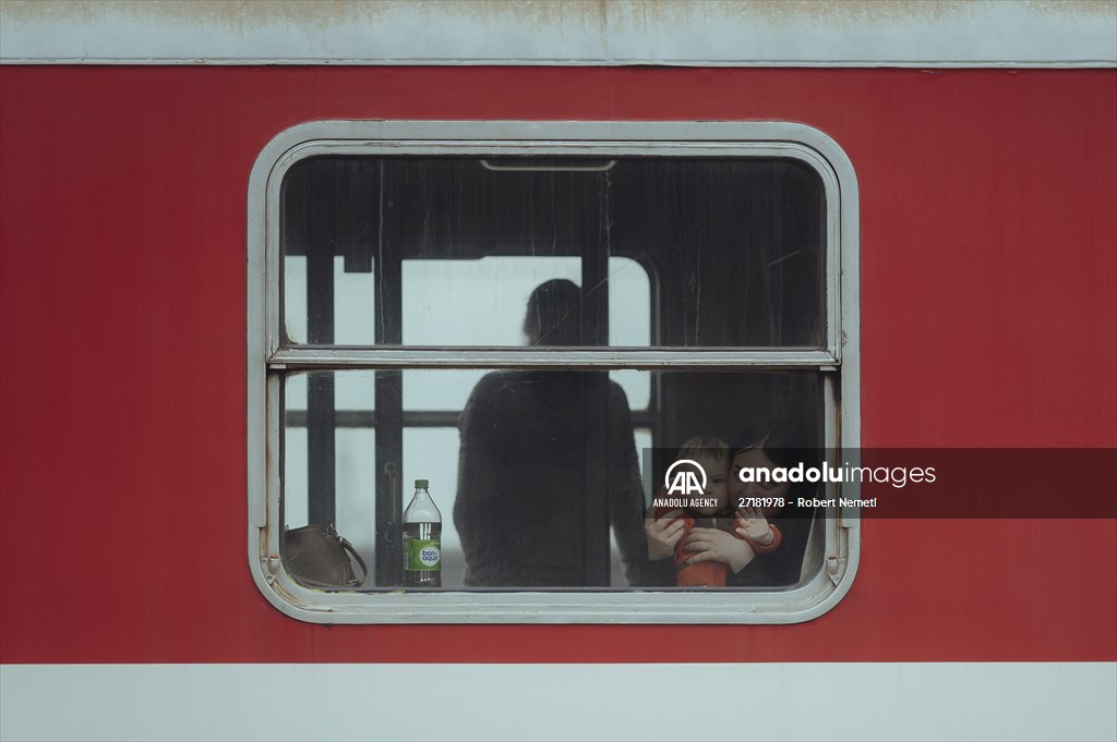 Humanitarian train organised by Slovak Rail Company to bring out civilians fleeing Ukraine