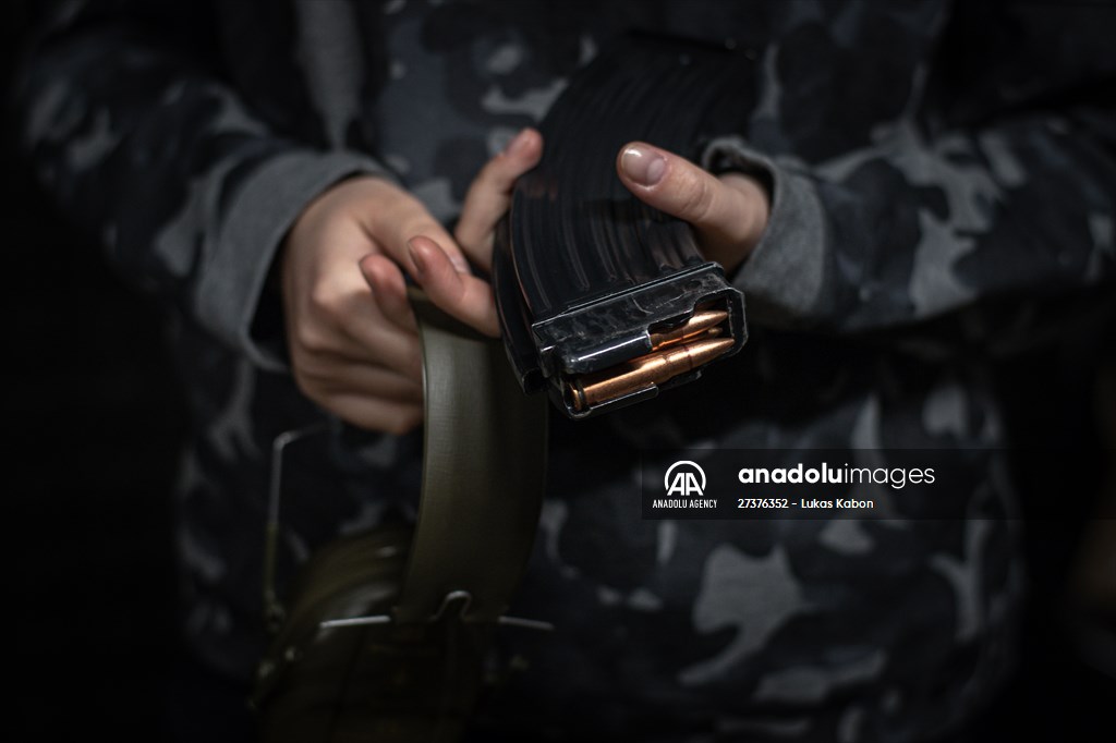 Volunteers' military training in Czech Republic's Brno