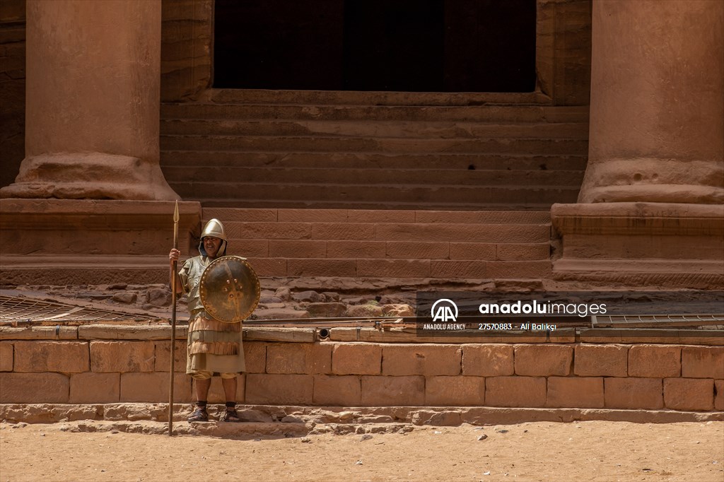 Rose red city: Jordan's Petra
