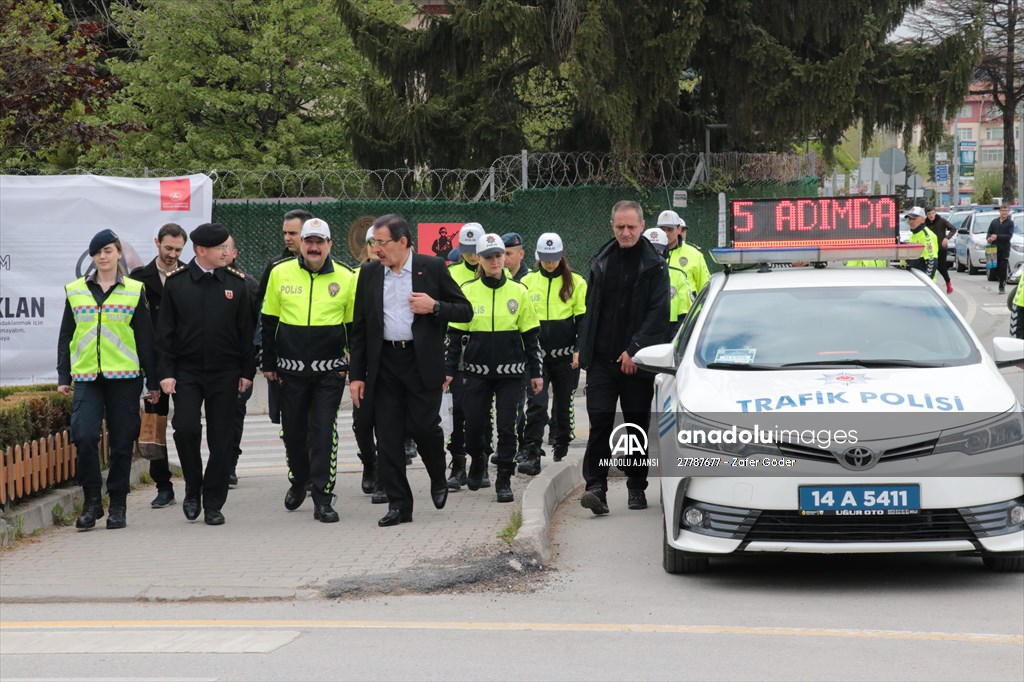 Bolu'da "Yayalar İçin 5 Adımda Güvenli Trafik" uygulaması yapıldı