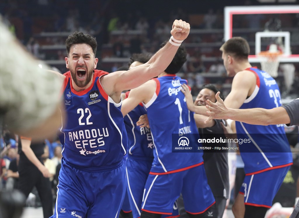 Anadolu Efes become 2021-22 EuroLeague champions by beating Real Madrid 58-57
