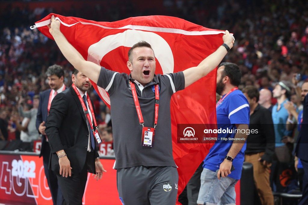 Anadolu Efes become 2021-22 EuroLeague champions by beating Real Madrid 58-57