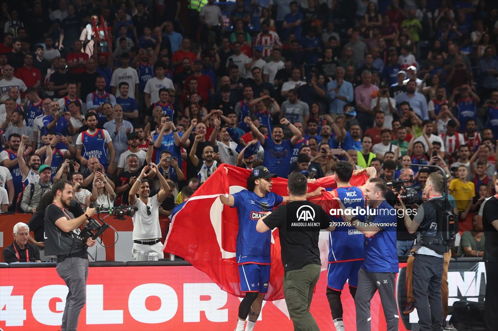 Anadolu Efes become 2021-22 EuroLeague champions by beating Real Madrid 58-57
