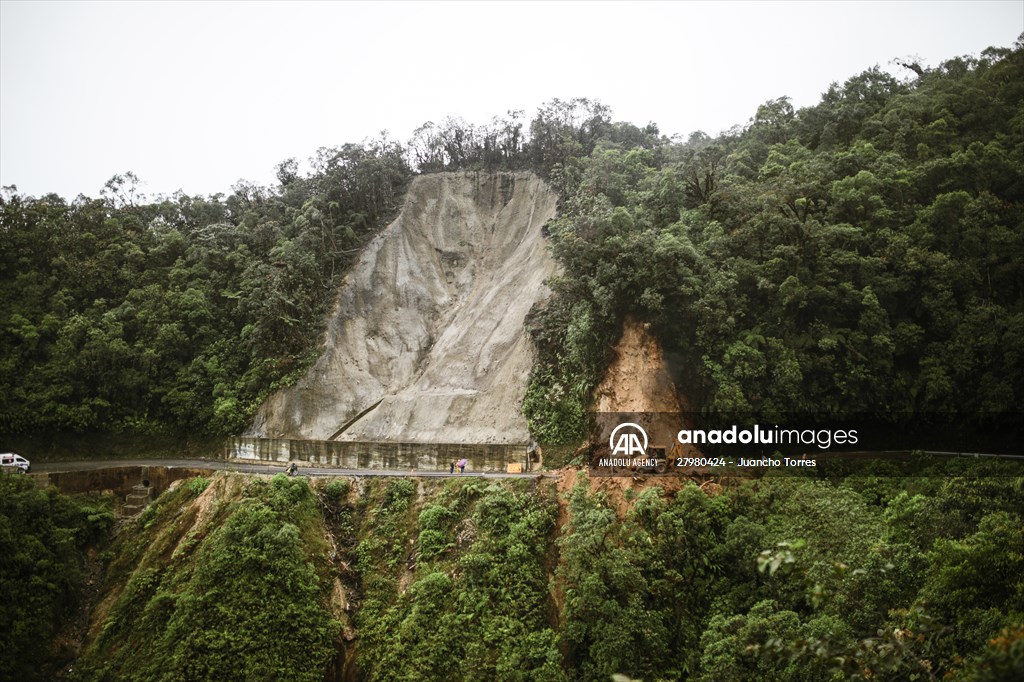 Colombia's most infamous road, Trampoline of Death