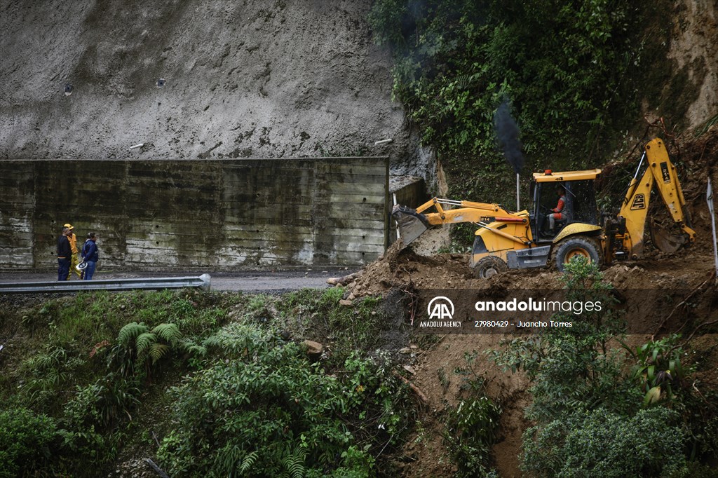 Colombia's most infamous road, Trampoline of Death