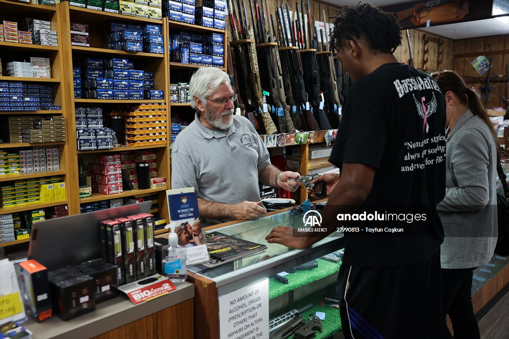 Gun sales in USA