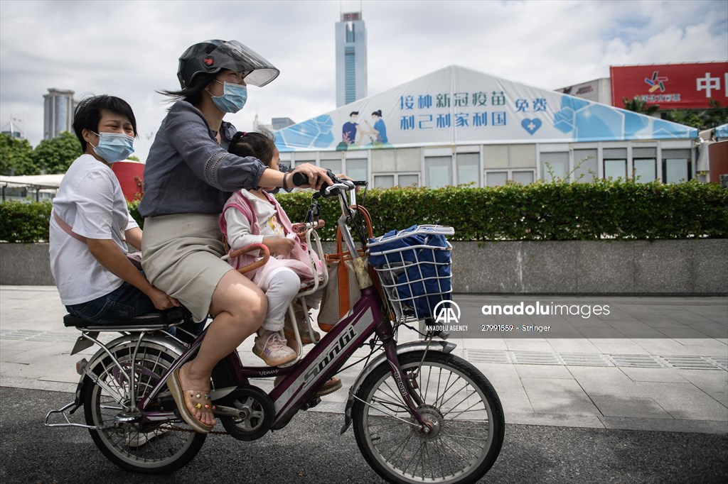 Daily life in China’s Guangzhou