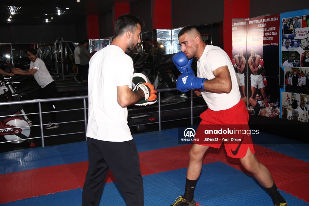 Milli kick boksçu Emrah Yaşar'ın hedefi İslami Dayanışma Oyunları