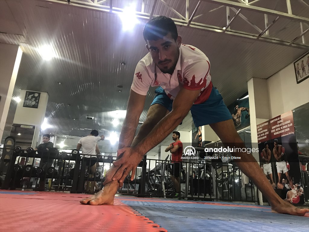 Milli kick boksçu Emrah Yaşar'ın hedefi İslami Dayanışma Oyunları