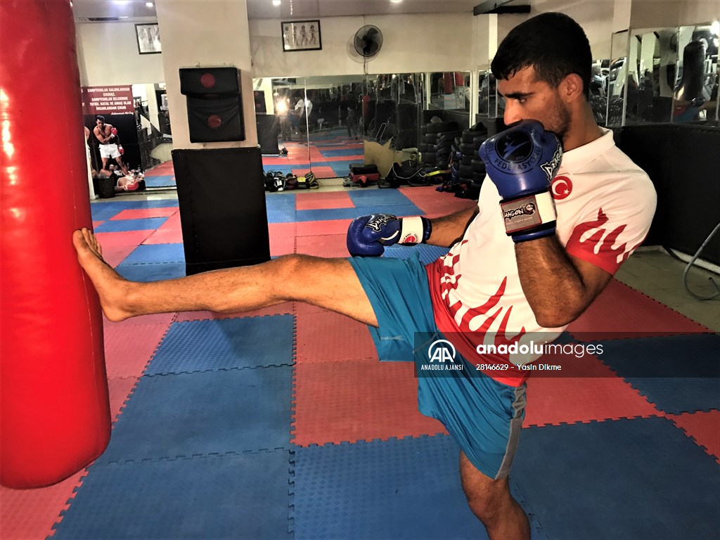 Milli kick boksçu Emrah Yaşar'ın hedefi İslami Dayanışma Oyunları