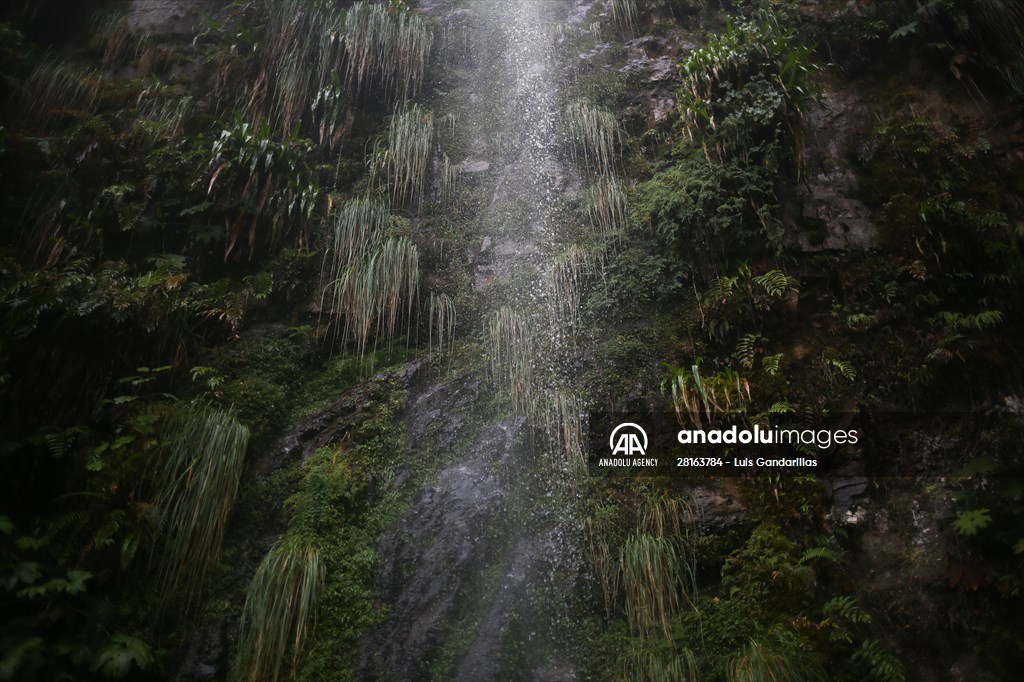 Descent from the summit towards the road to Los Yungas and the Death Road in La Paz