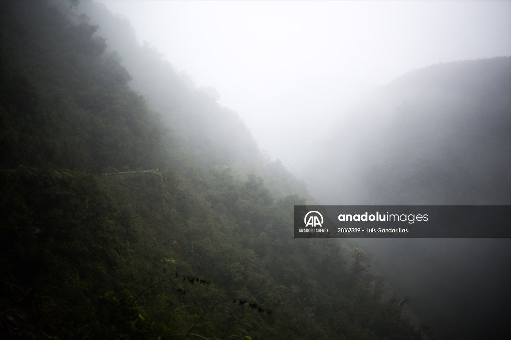 Descent from the summit towards the road to Los Yungas and the Death Road in La Paz