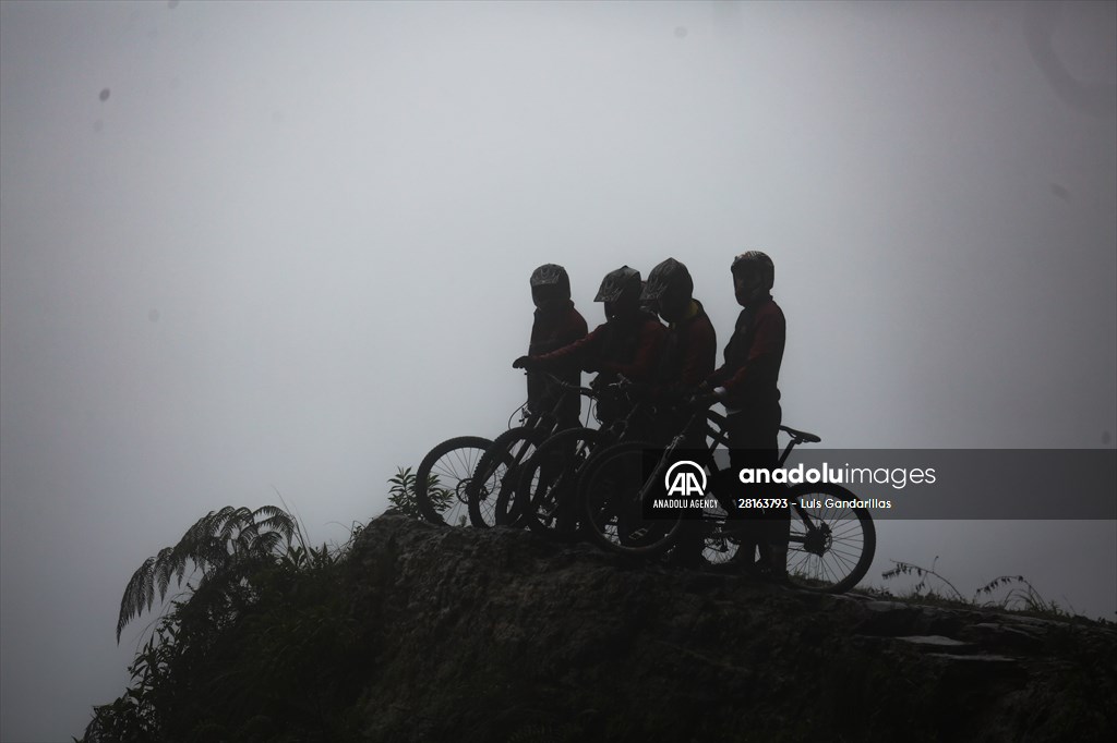 Descent from the summit towards the road to Los Yungas and the Death Road in La Paz