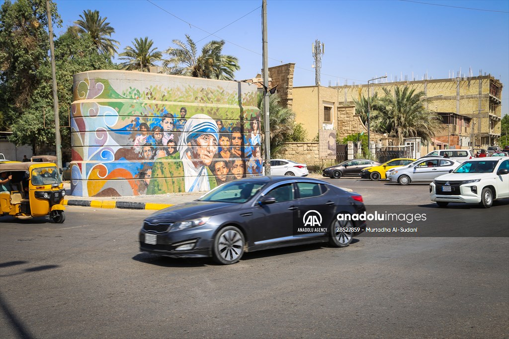 The walls of Baghdad are colored by murals of Iraqi artists