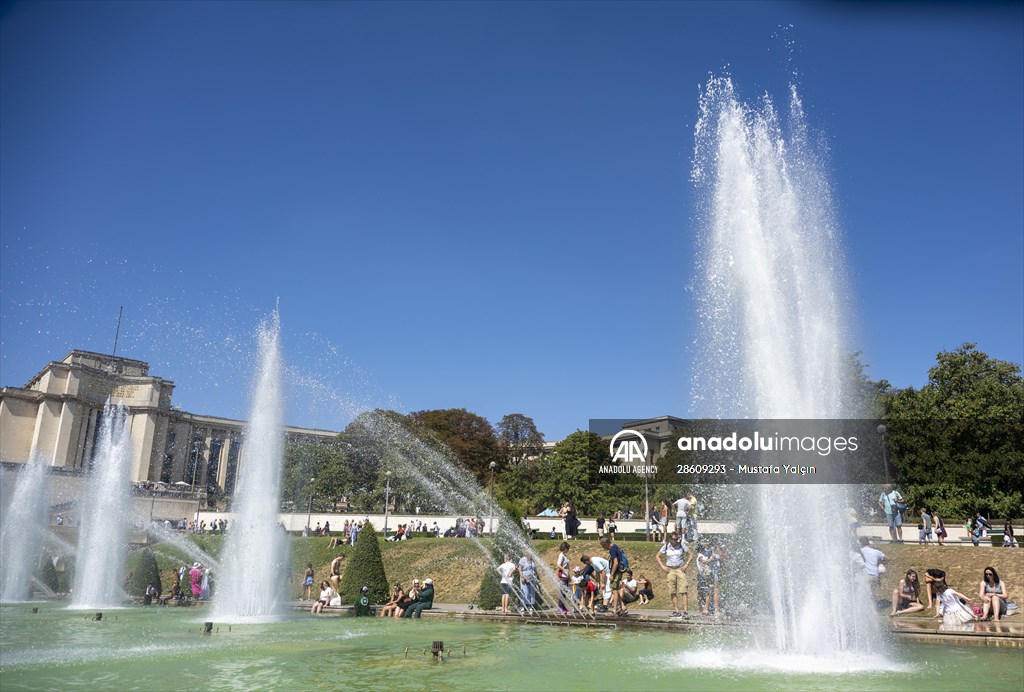 Heatwave in Paris