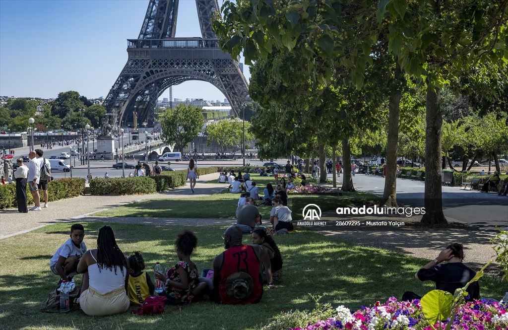 Heatwave in Paris