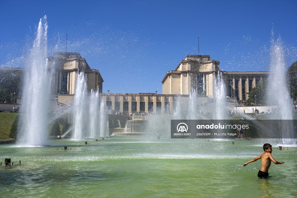 Heatwave in Paris
