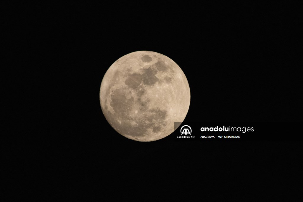 Supermoon in Indonesia Anadolu Images