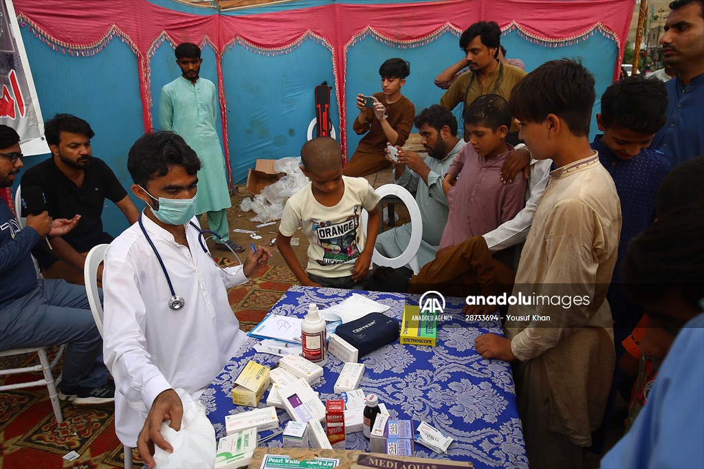 People migrate to Karachi after flash floods in Pakistan