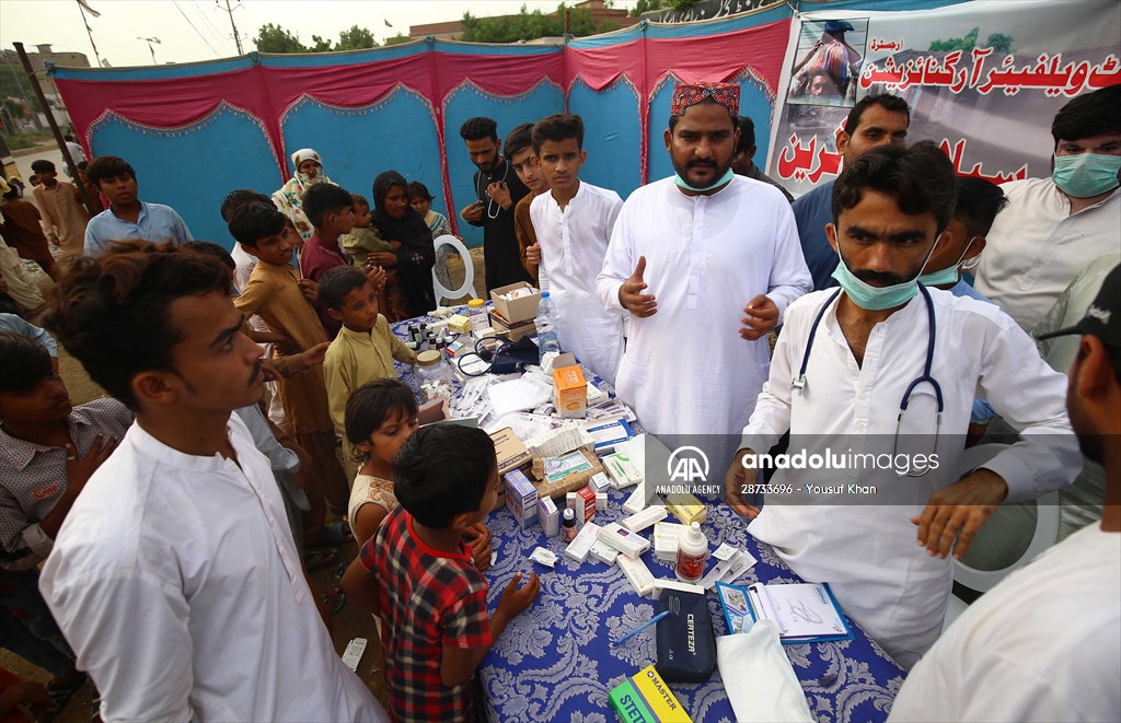 People migrate to Karachi after flash floods in Pakistan