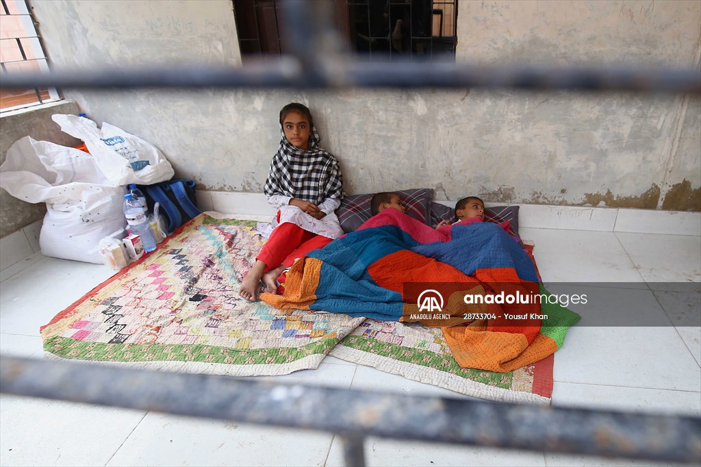 People migrate to Karachi after flash floods in Pakistan