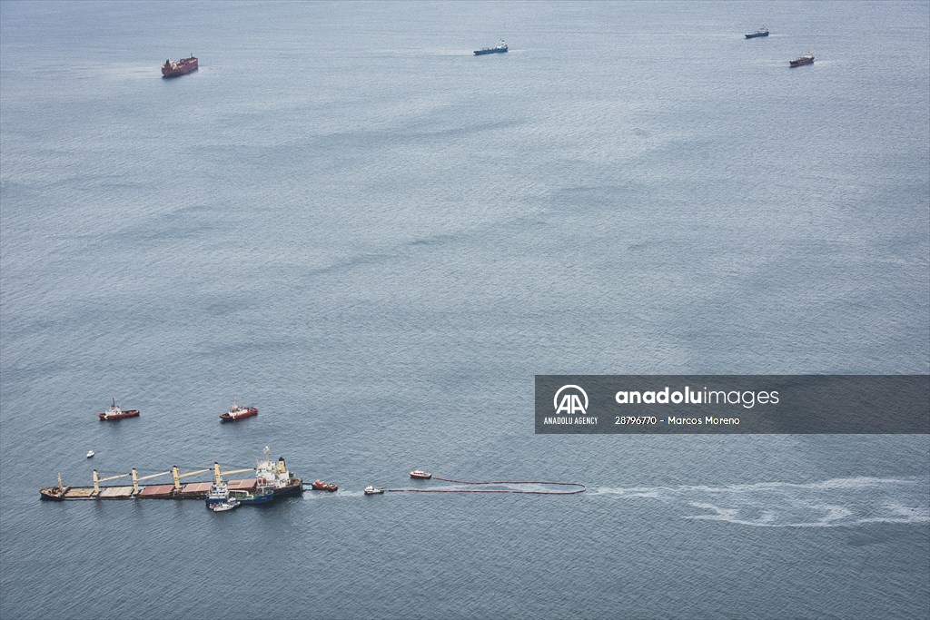 Cargo ship leaks fuel near Gibraltar Anadolu Images