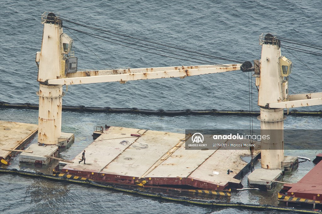 Cargo ship leaks fuel near Gibraltar Anadolu Images