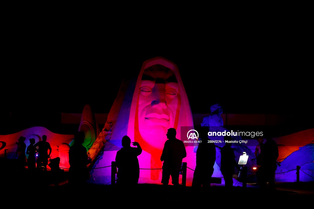 17th International Sand Sculpture Festival kicks off in Turkiye's Antalya