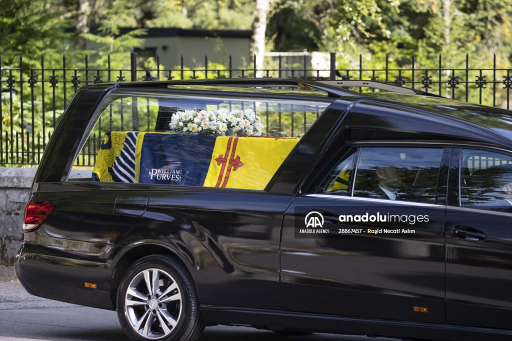 Queen Elizabeth II’s coffin travels from Balmoral Castle to the Palace of Holyroodhouse in Edinburgh