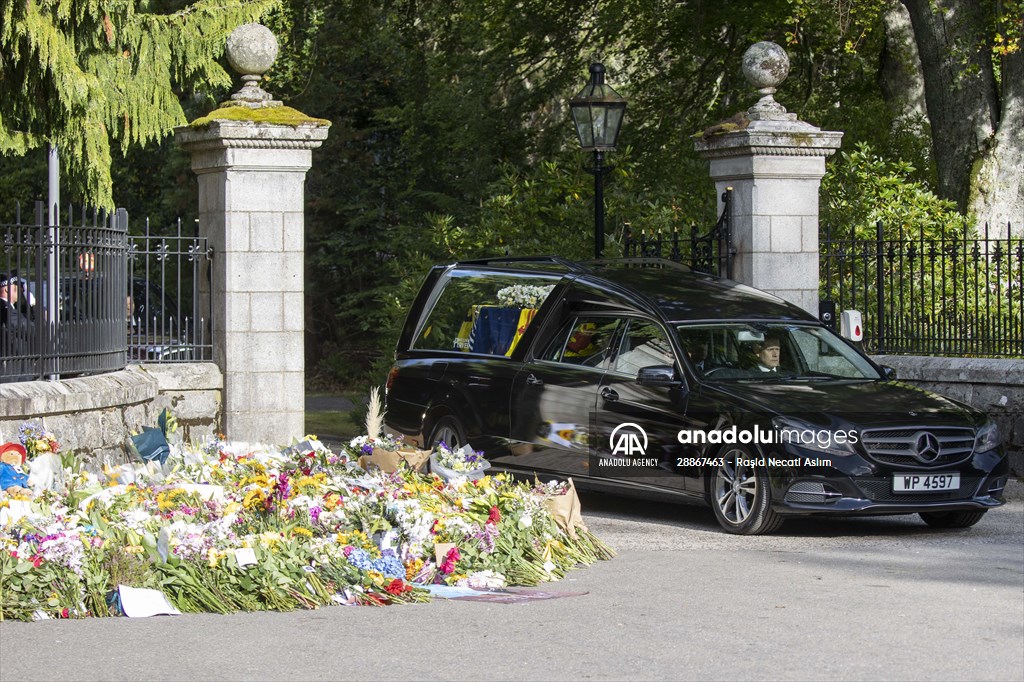 Queen Elizabeth II’s coffin travels from Balmoral Castle to the Palace of Holyroodhouse in Edinburgh