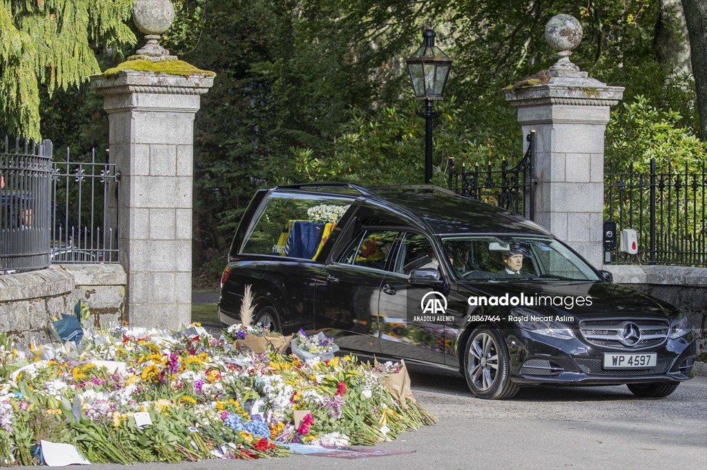 Queen Elizabeth II’s coffin travels from Balmoral Castle to the Palace of Holyroodhouse in Edinburgh