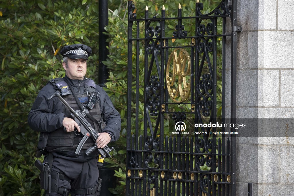 Queen Elizabeth II’s coffin travels from Balmoral Castle to the Palace of Holyroodhouse in Edinburgh