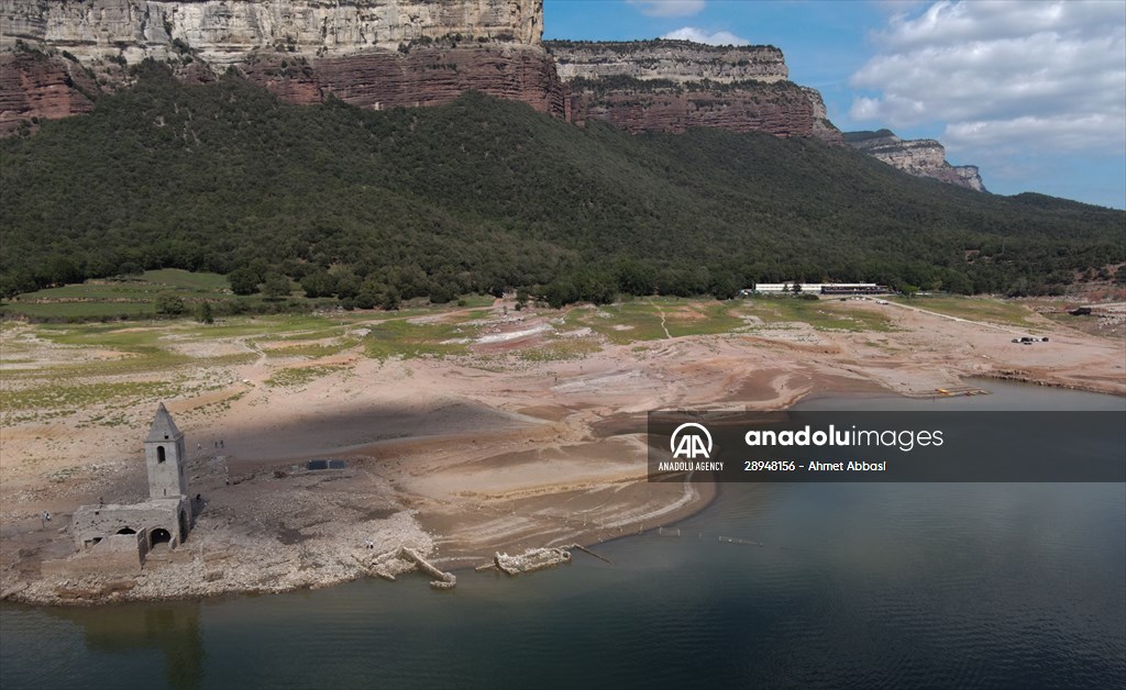 Drought in Spain reveals ancient structures