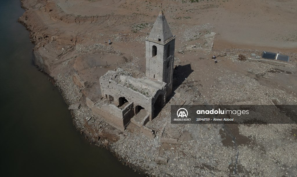 Drought in Spain reveals ancient structures