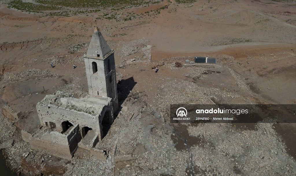 Drought in Spain reveals ancient structures