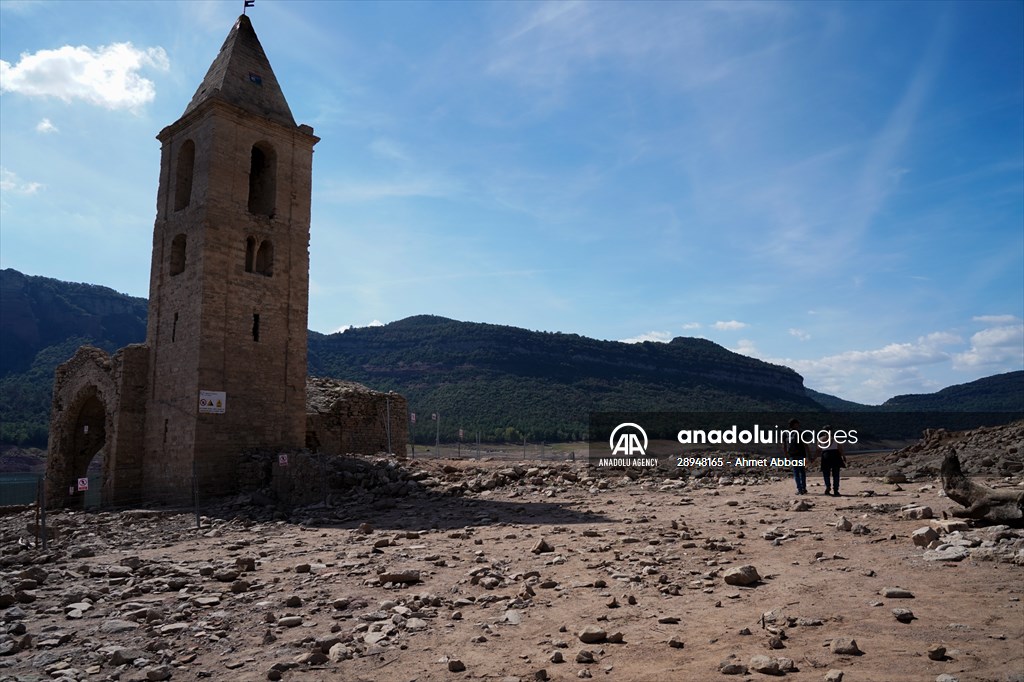 Drought in Spain reveals ancient structures