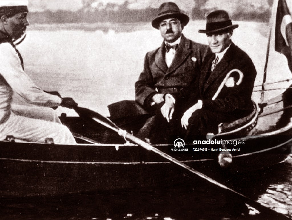 Mustafa Kemal Atatürk-Afgan Kralı Amanullah