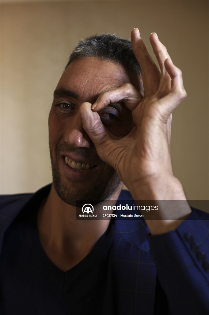 Sultan Kosen: World's tallest man and Guinness World Record holder