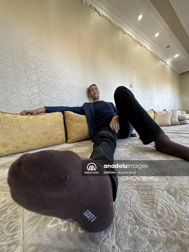 Sultan Kosen: World's tallest man and Guinness World Record holder