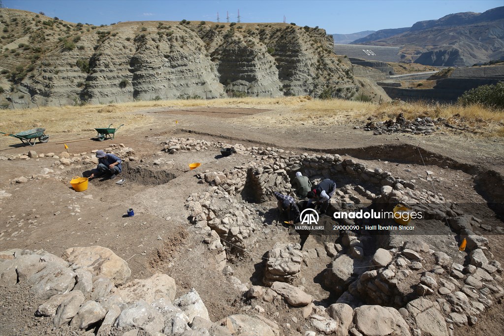 "Boncuklu Tarla"da 12 bin yıllık "kamu binası"nın kalıntılarına ulaşıldı