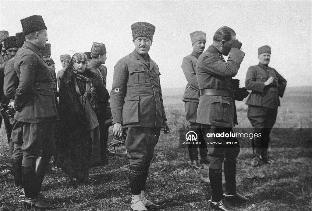 Atatürk, tatbikatta