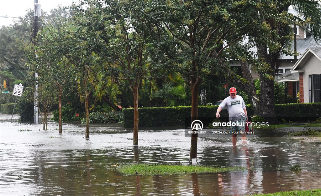 Hurricane Ian Impacts Orlando