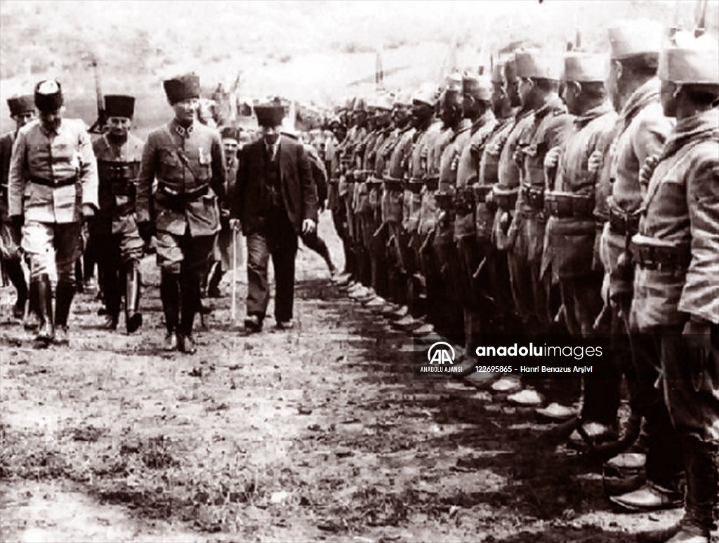 Mustafa Kemal Atatürk, İzmit'te